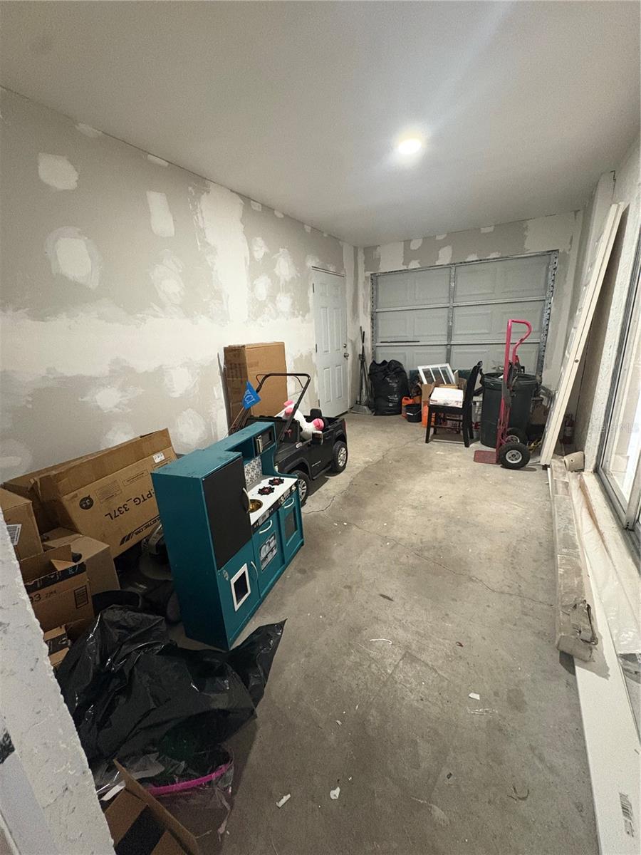 Image 26 of 46 For 1512 Sitka Street