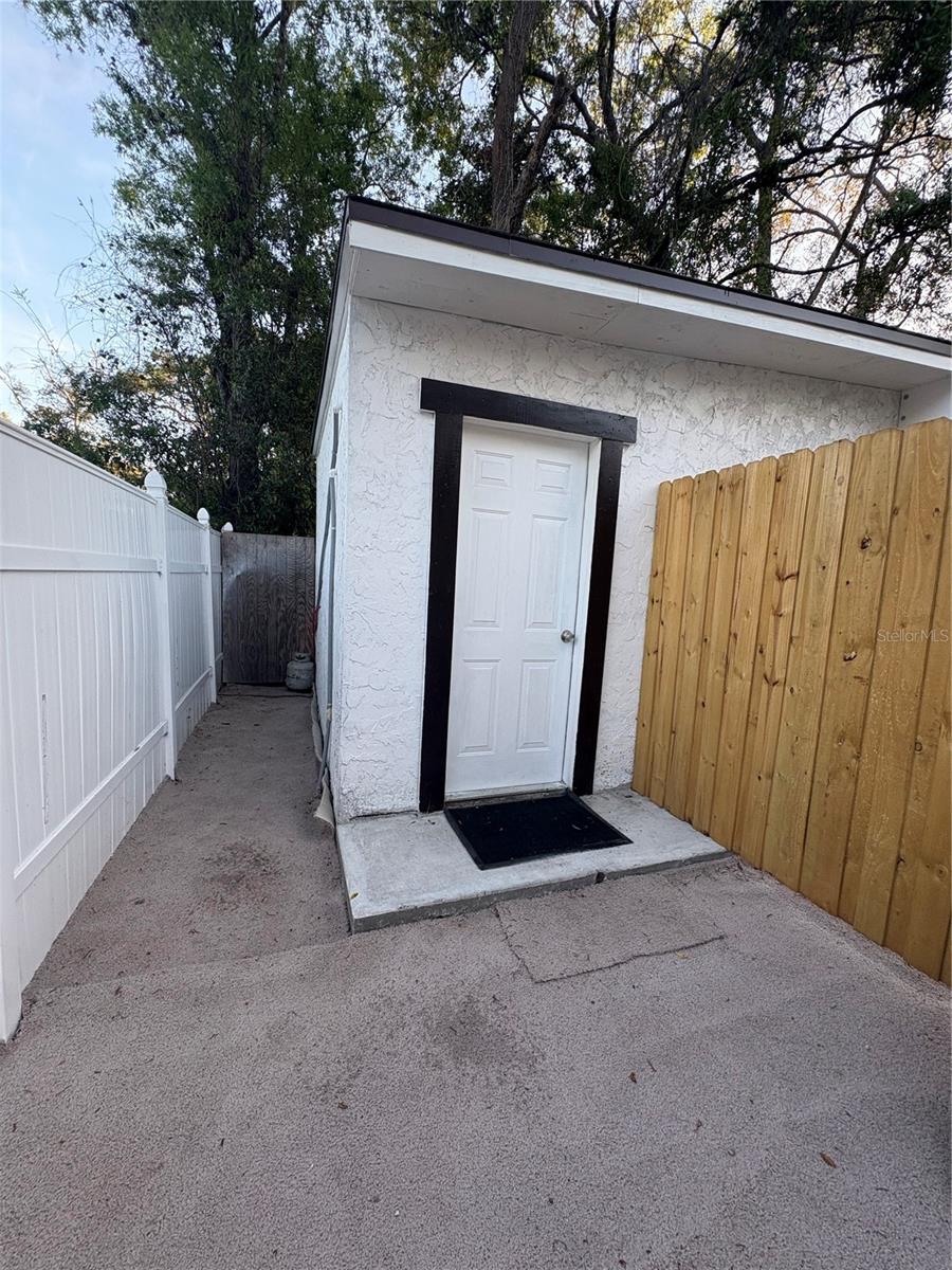 Image 35 of 46 For 1512 Sitka Street