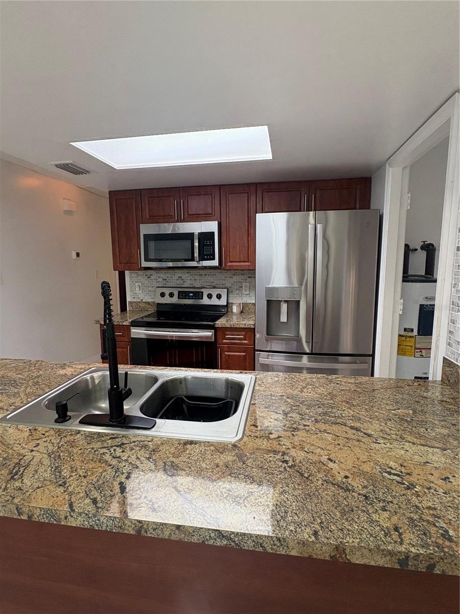 Image 9 of 46 For 1512 Sitka Street