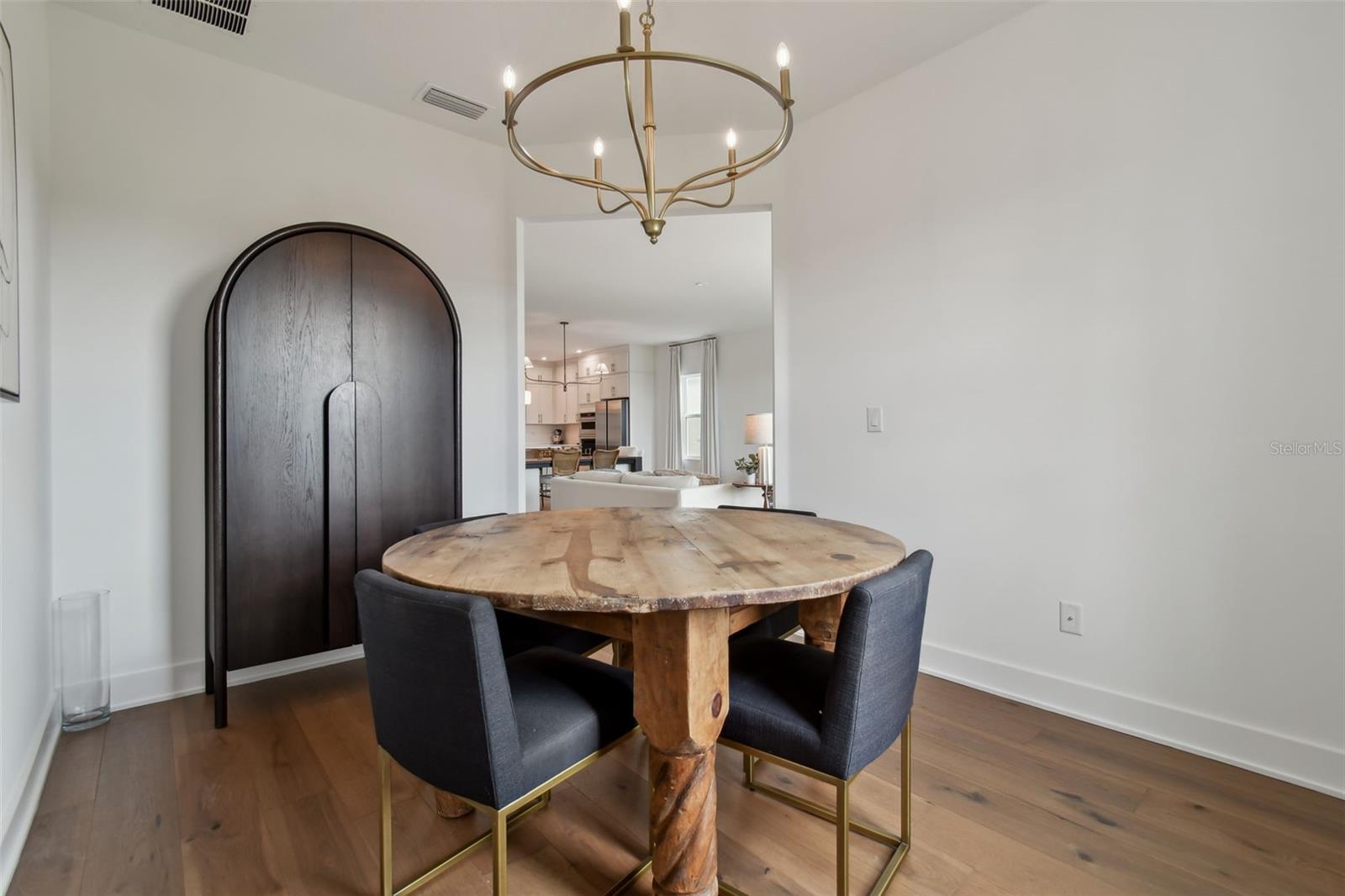 Image 23 of 77 For 5293 Everlong Drive