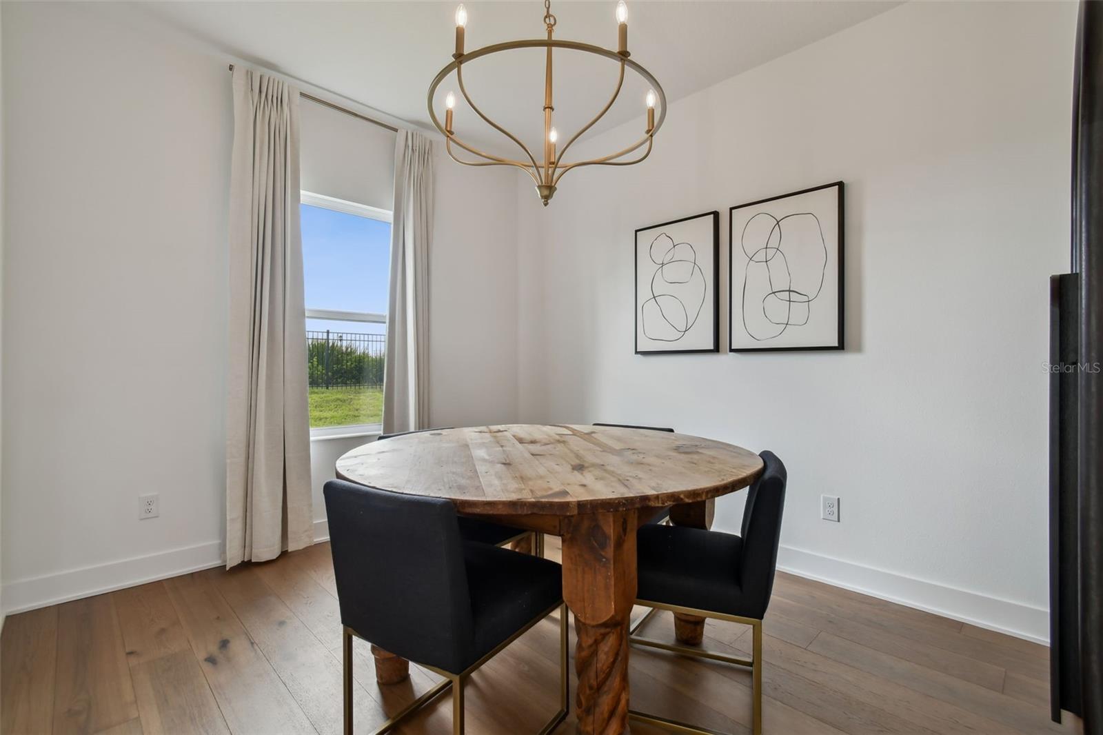 Image 24 of 77 For 5293 Everlong Drive