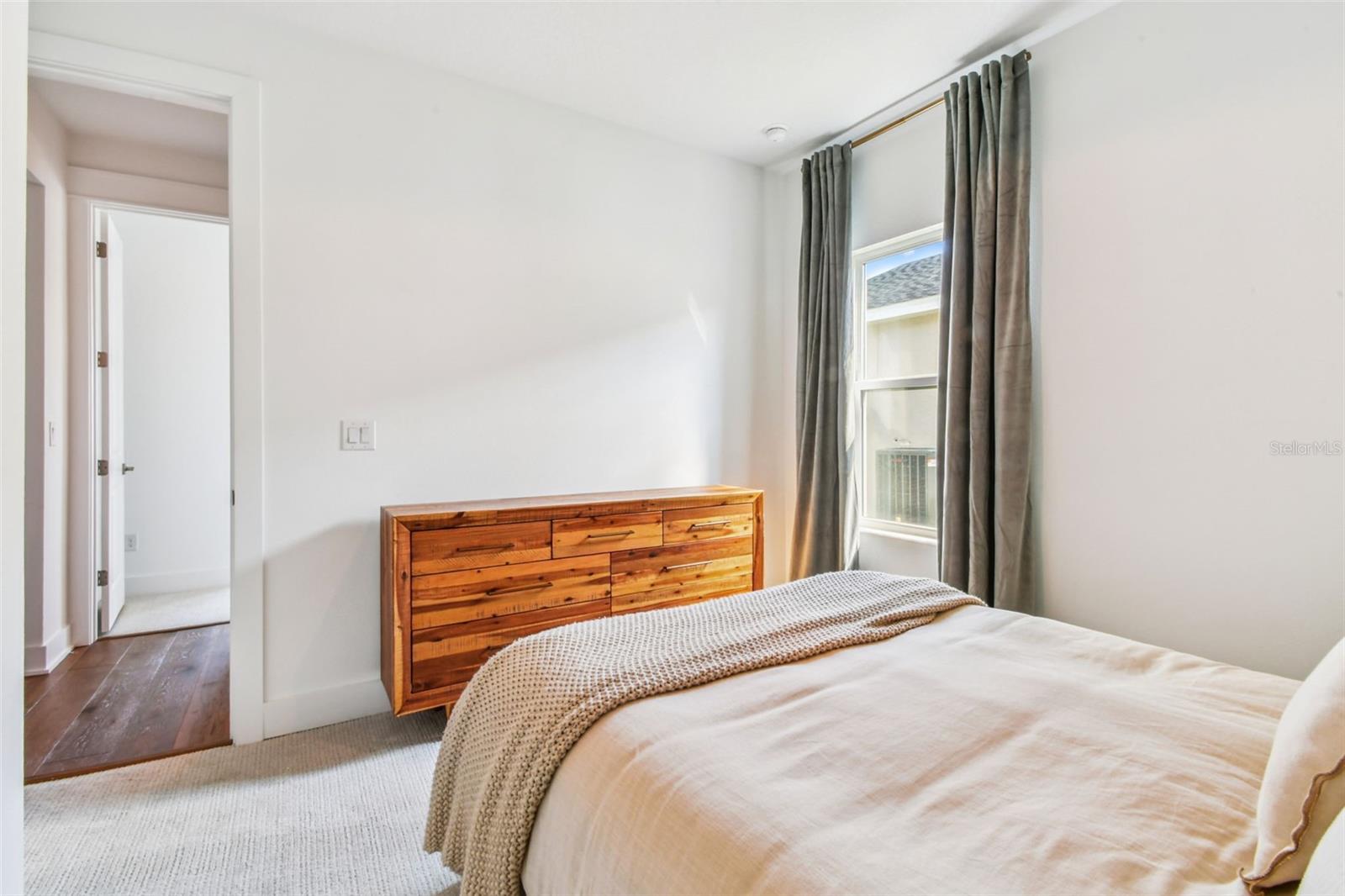 Image 35 of 77 For 5293 Everlong Drive