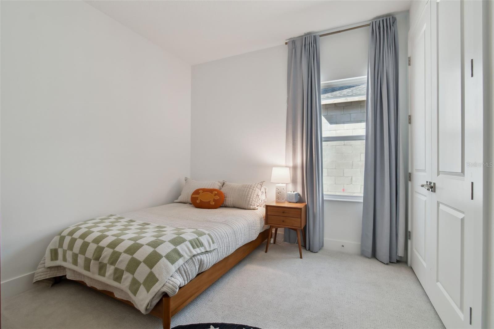 Image 50 of 77 For 5293 Everlong Drive