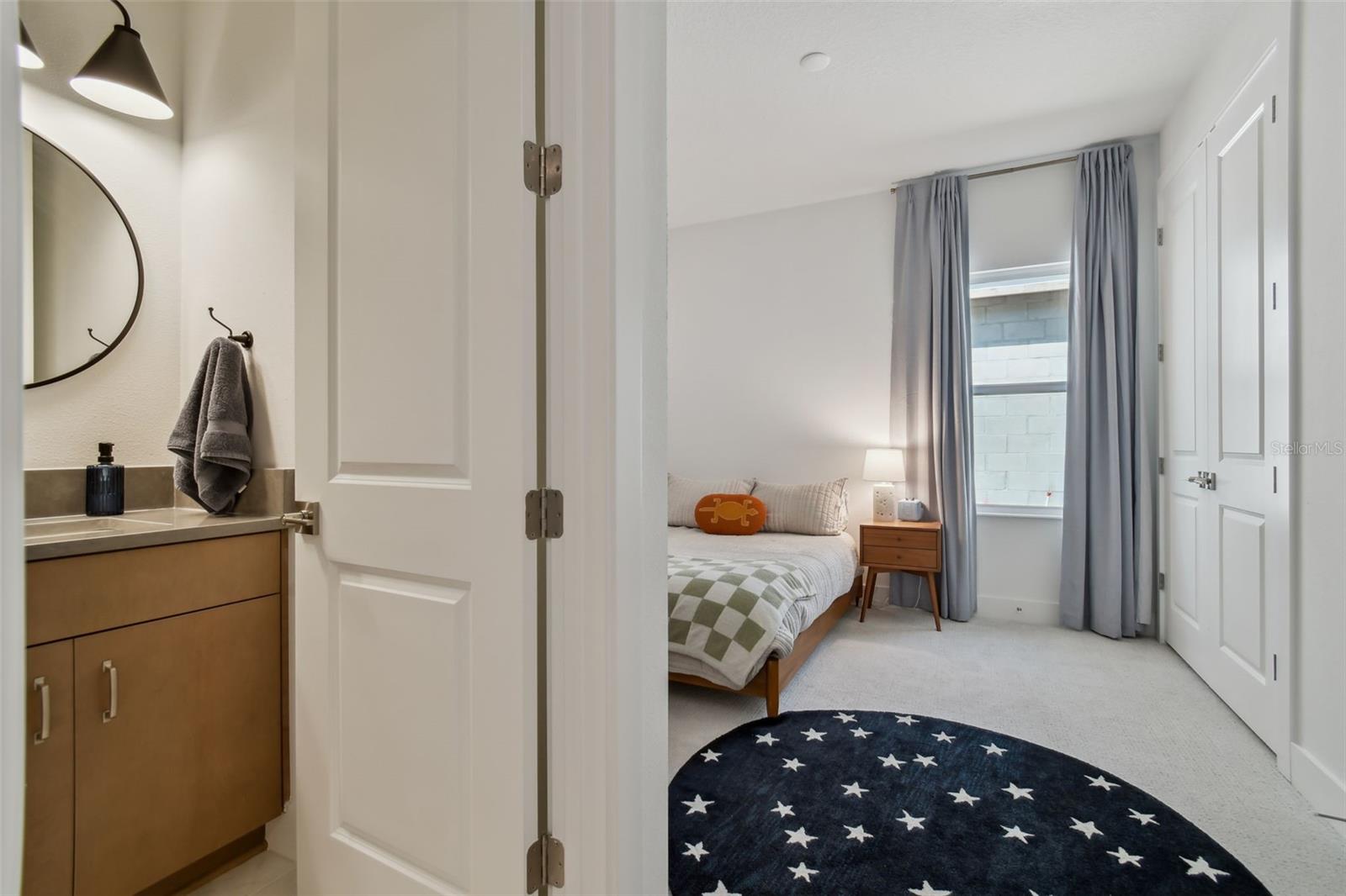 Image 51 of 77 For 5293 Everlong Drive