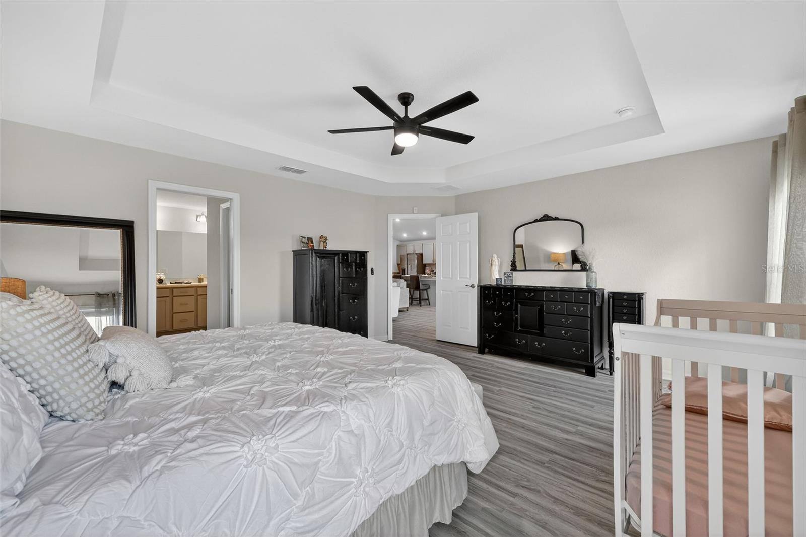 Listing photo id 23 for 12322 Terrace Bluff Street