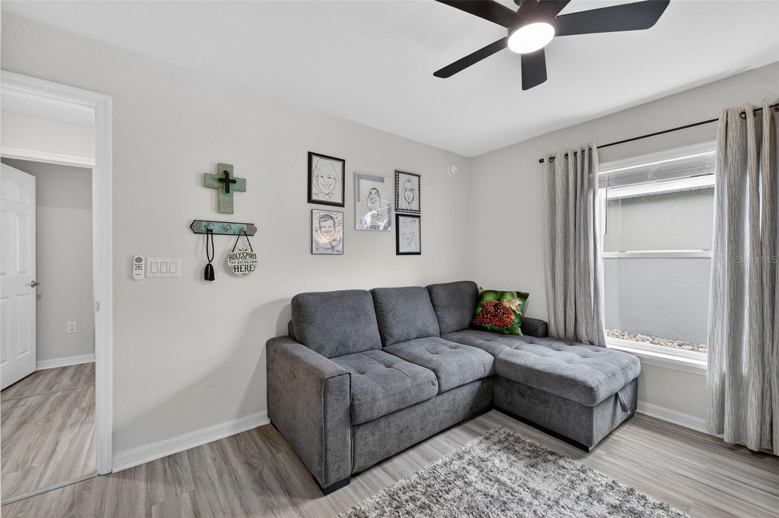 Listing photo id 33 for 12322 Terrace Bluff Street