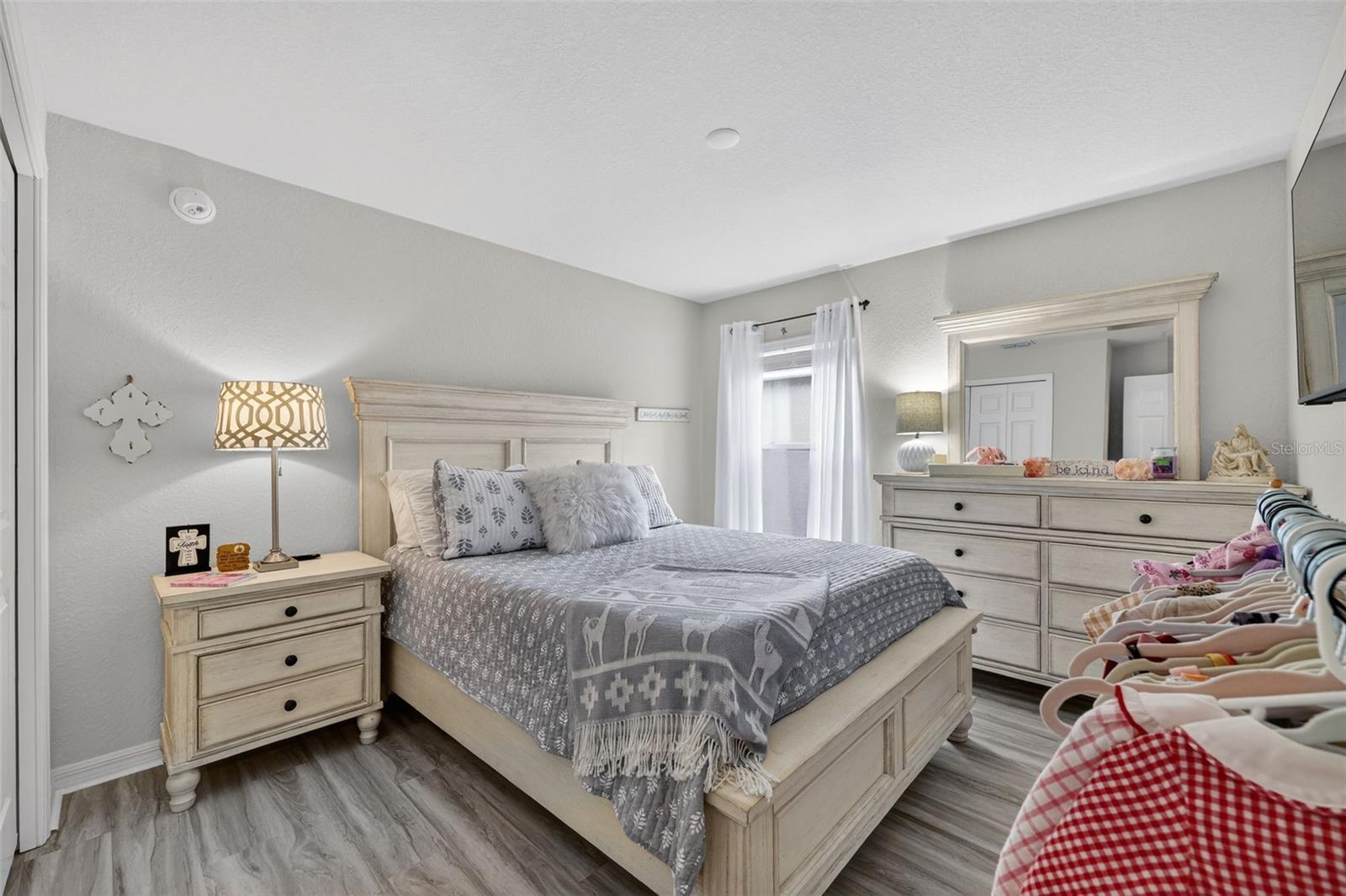 Listing photo id 36 for 12322 Terrace Bluff Street