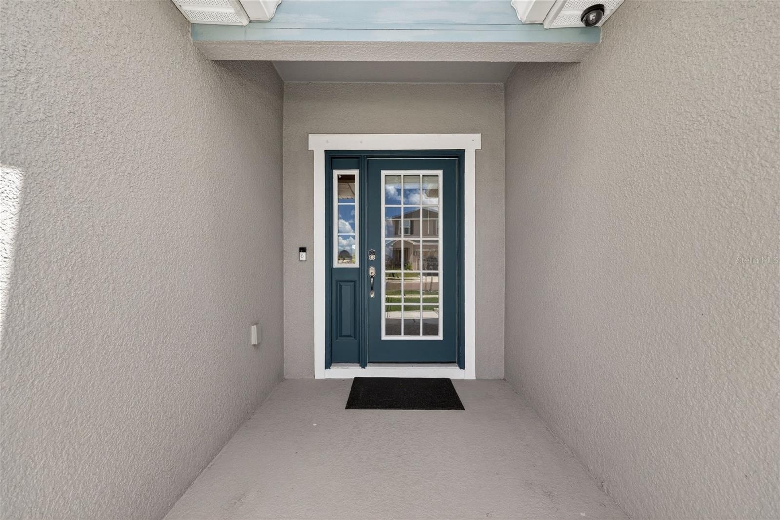 Listing photo id 2 for 12322 Terrace Bluff Street