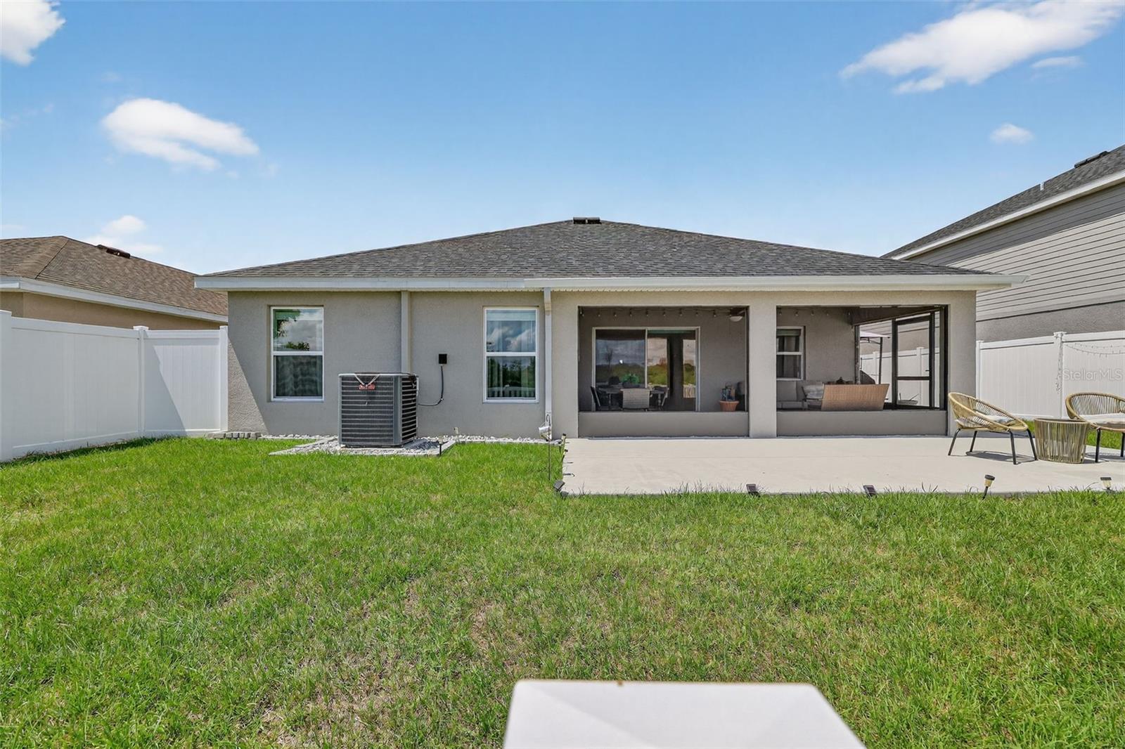 Listing photo id 38 for 12322 Terrace Bluff Street