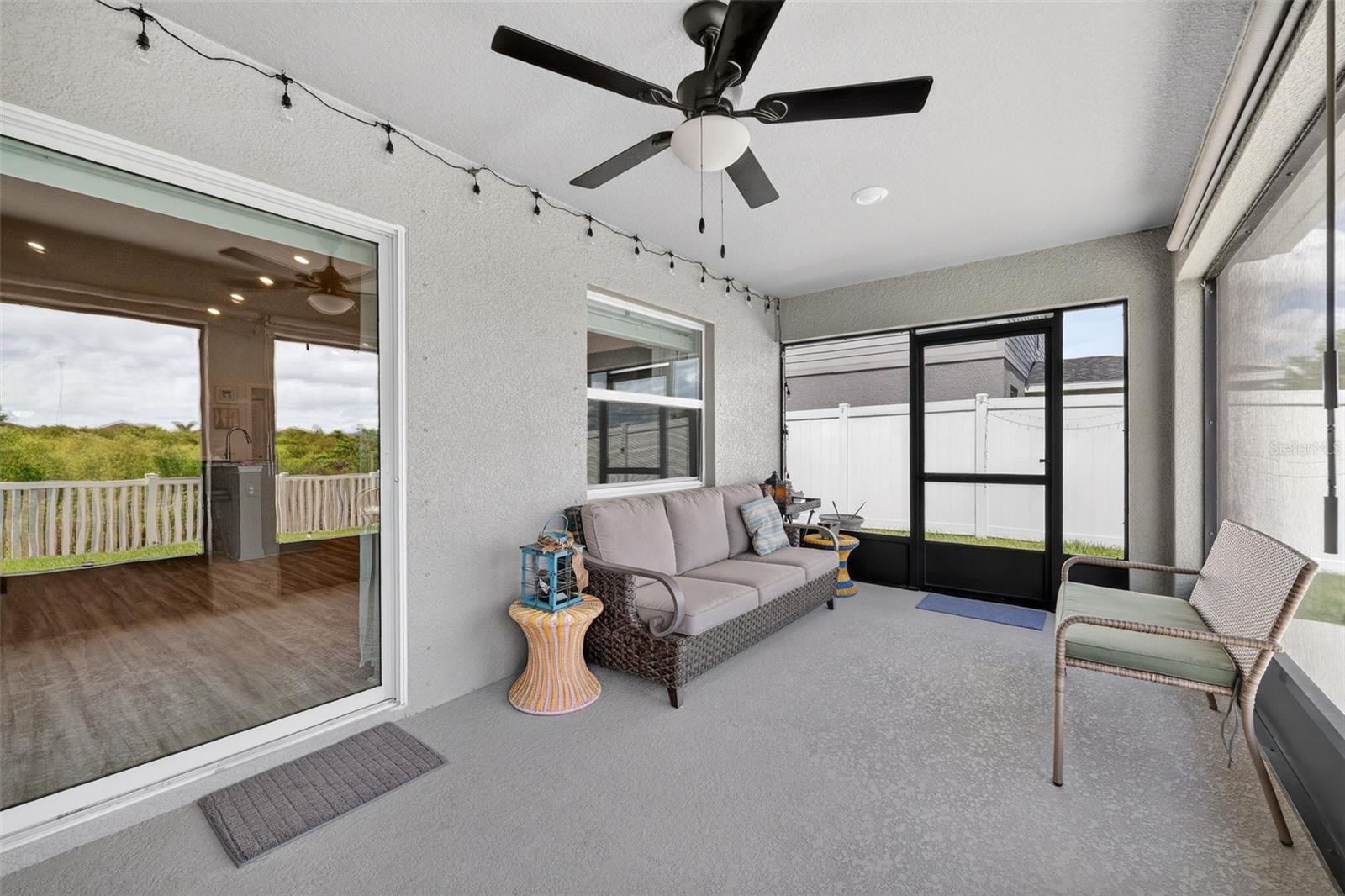 Listing photo id 41 for 12322 Terrace Bluff Street