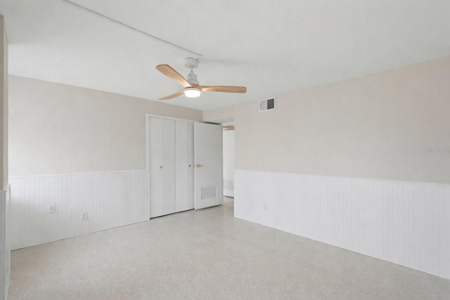 Image 40 of 70 For 10355 Paradise Boulevard 608