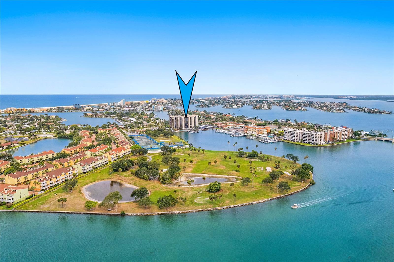 Image 5 of 70 For 10355 Paradise Boulevard 608