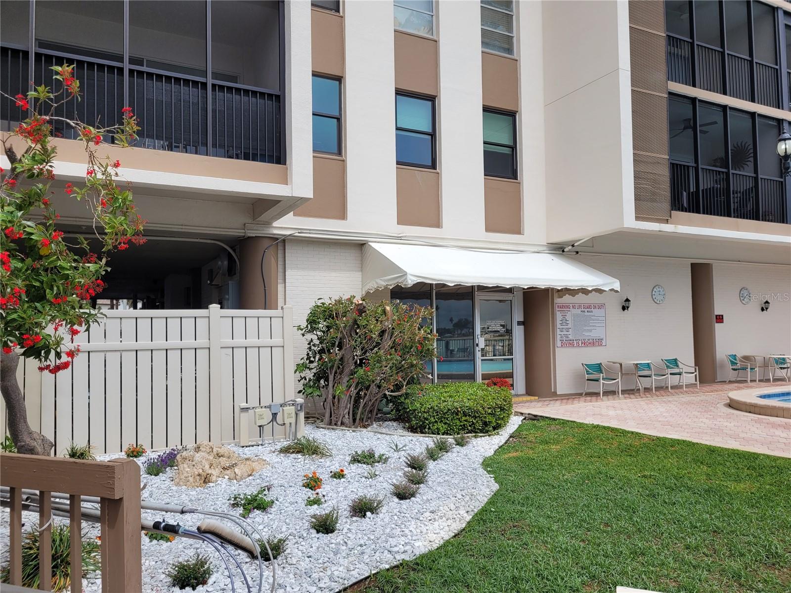 Image 53 of 70 For 10355 Paradise Boulevard 608