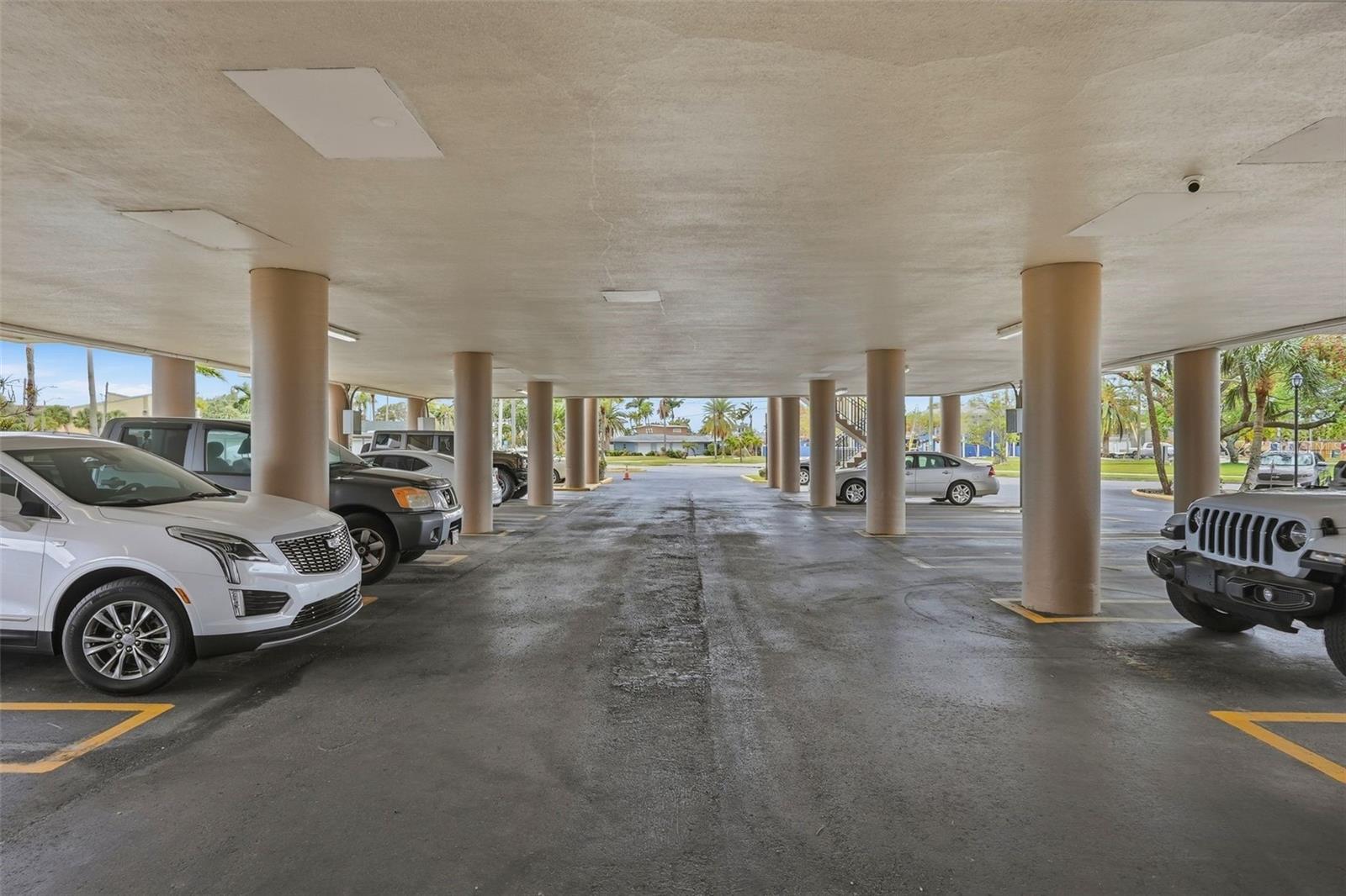 Image 68 of 70 For 10355 Paradise Boulevard 608