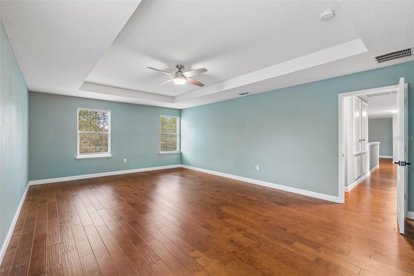 Listing photo id 21 for 18098 Macek Rd