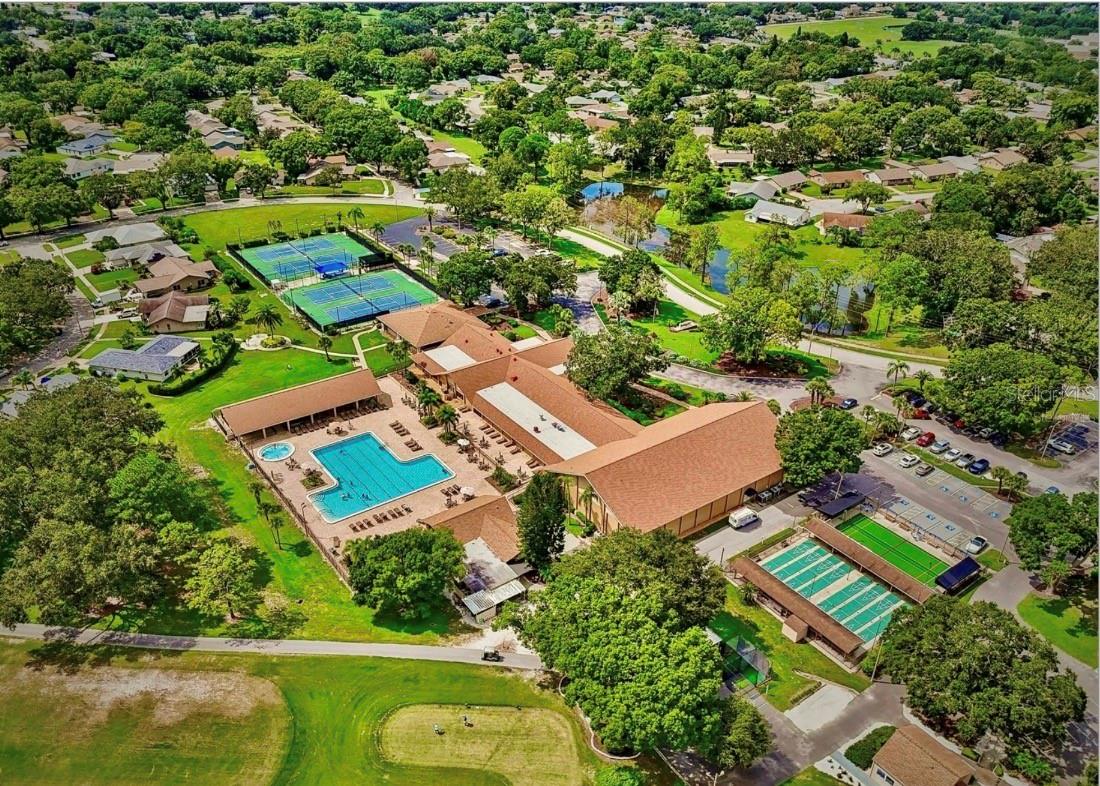 Listing photo id 51 for 984 Gillespie Drive