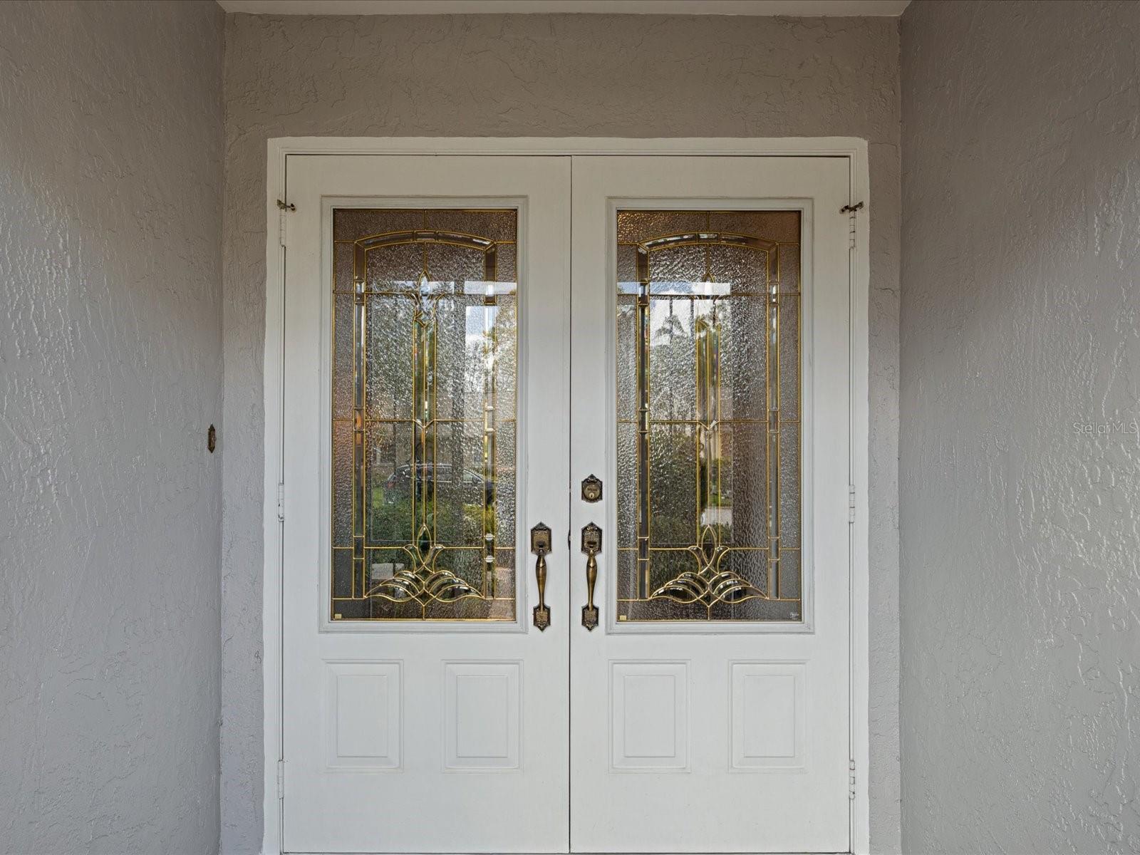 Listing photo id 4 for 984 Gillespie Drive