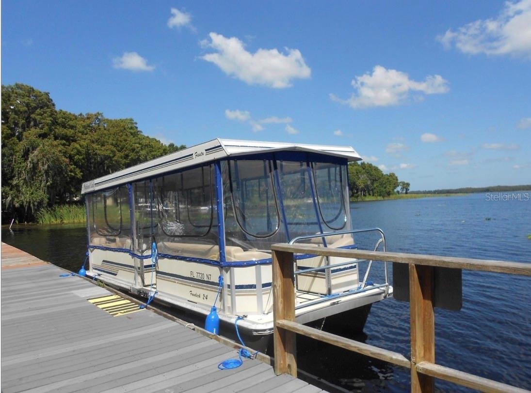 Listing photo id 66 for 984 Gillespie Drive