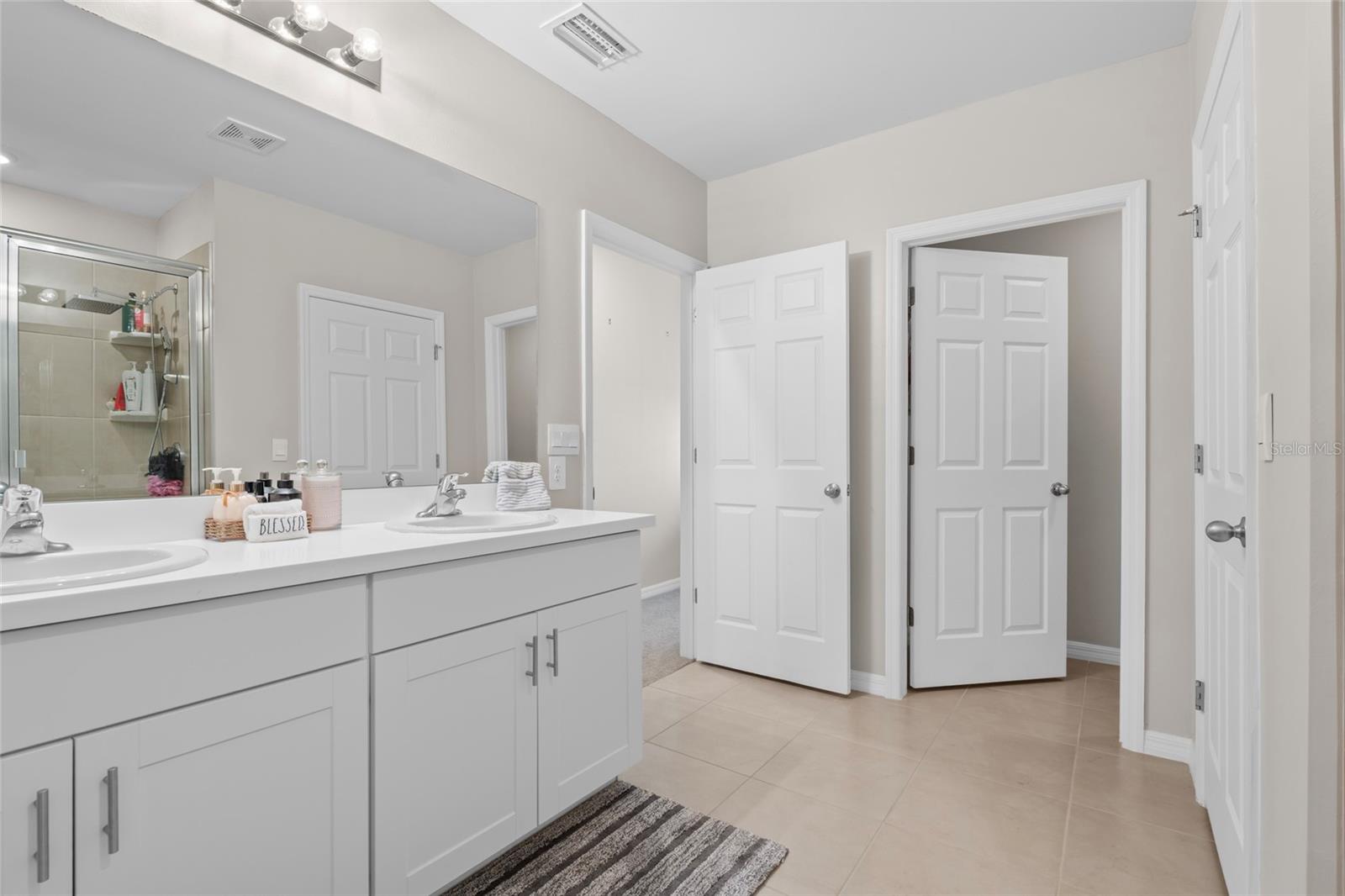 Image 16 of 33 For 25463 Bandito Court