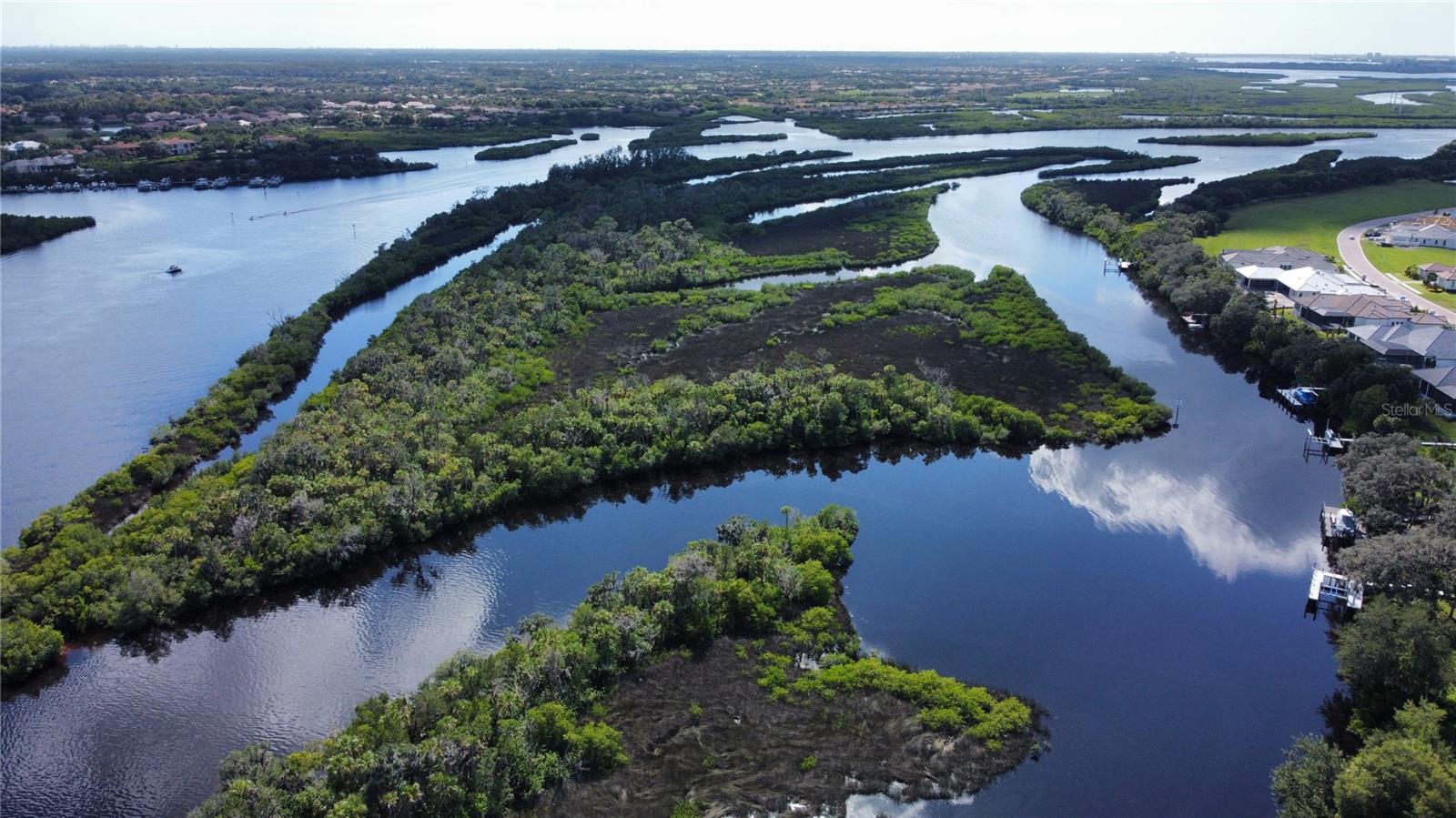 Image 4 of 26 For 11609 Bayou Cove