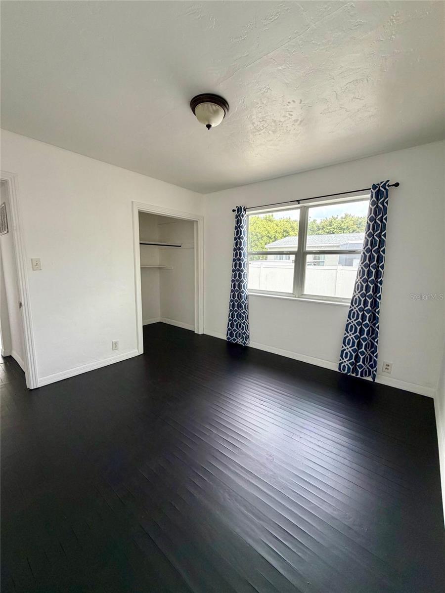 Image 16 of 19 For 2134 25th Avenue N