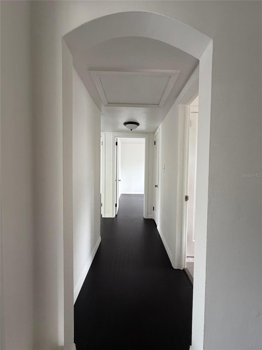 Image 18 of 19 For 2134 25th Avenue N