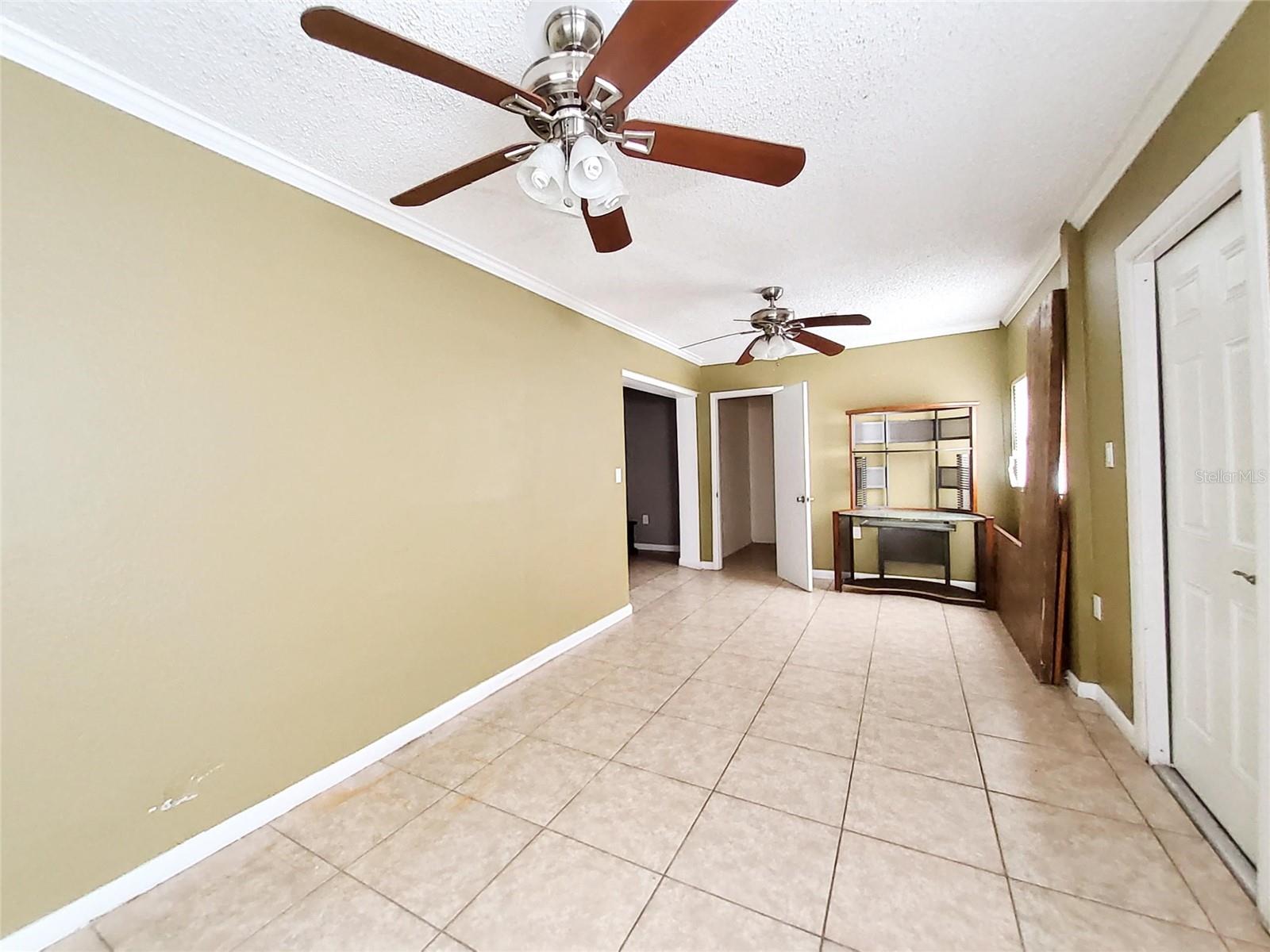 Image 4 of 17 For 4297 Canela Road