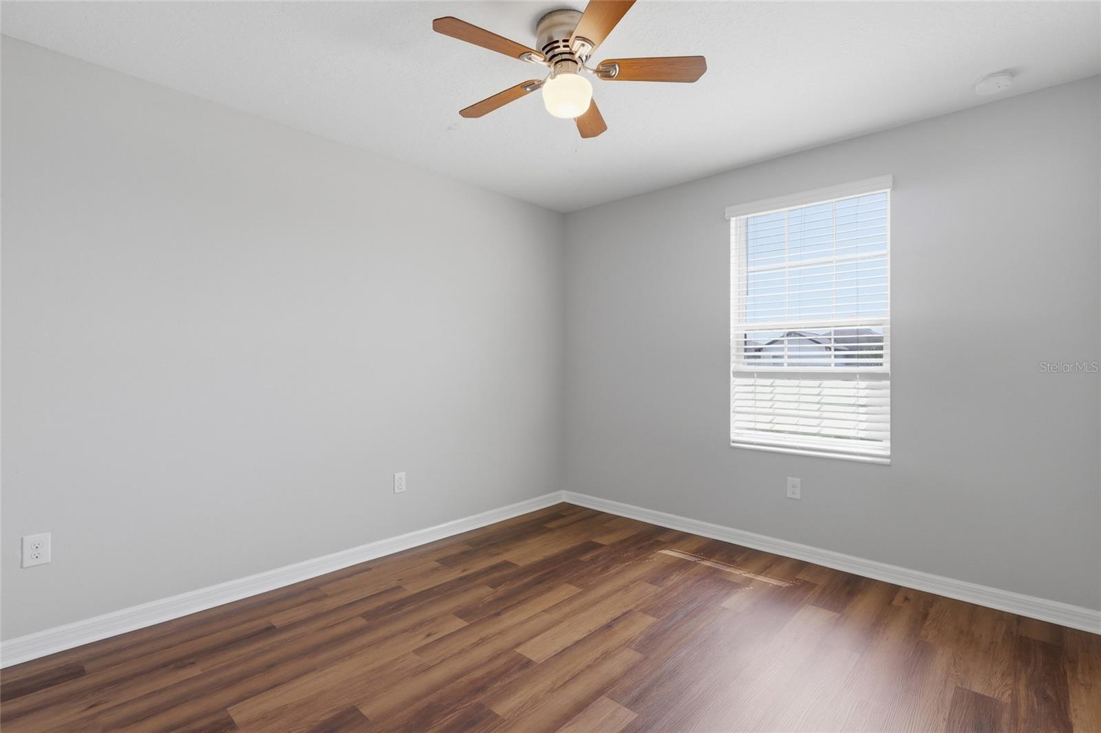 Image 19 of 40 For 7412 French Marigold Avenue