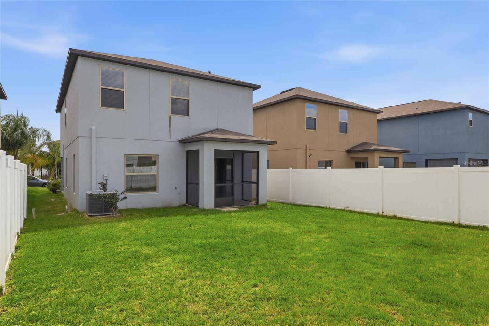 Image 4 of 40 For 7412 French Marigold Avenue