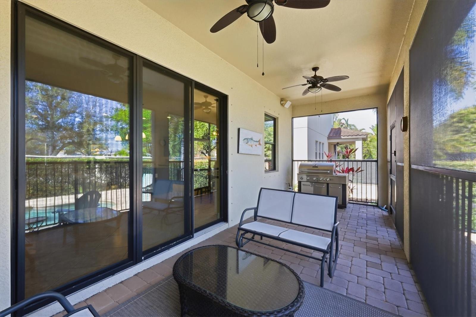 Image 32 of 48 For 5423 Title Row Drive