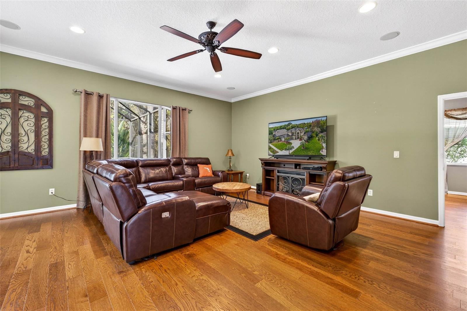 Image 15 of 85 For 16518 Ivy Lake Drive