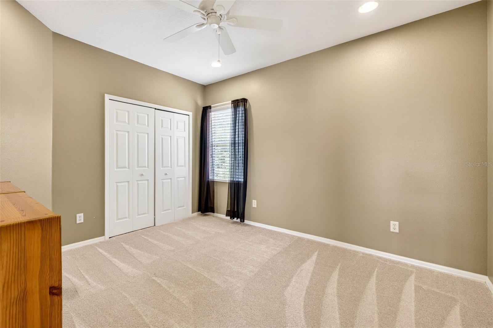 Image 42 of 85 For 16518 Ivy Lake Drive