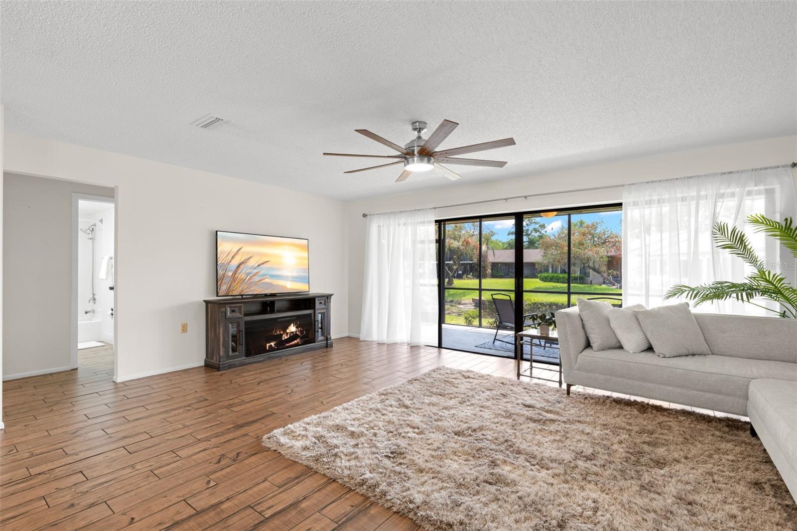 Image 10 of 40 For 40 Sylvia Place