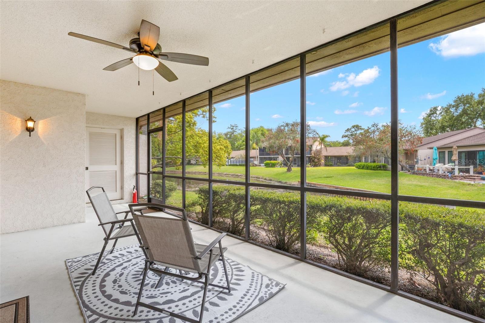 Image 23 of 40 For 40 Sylvia Place