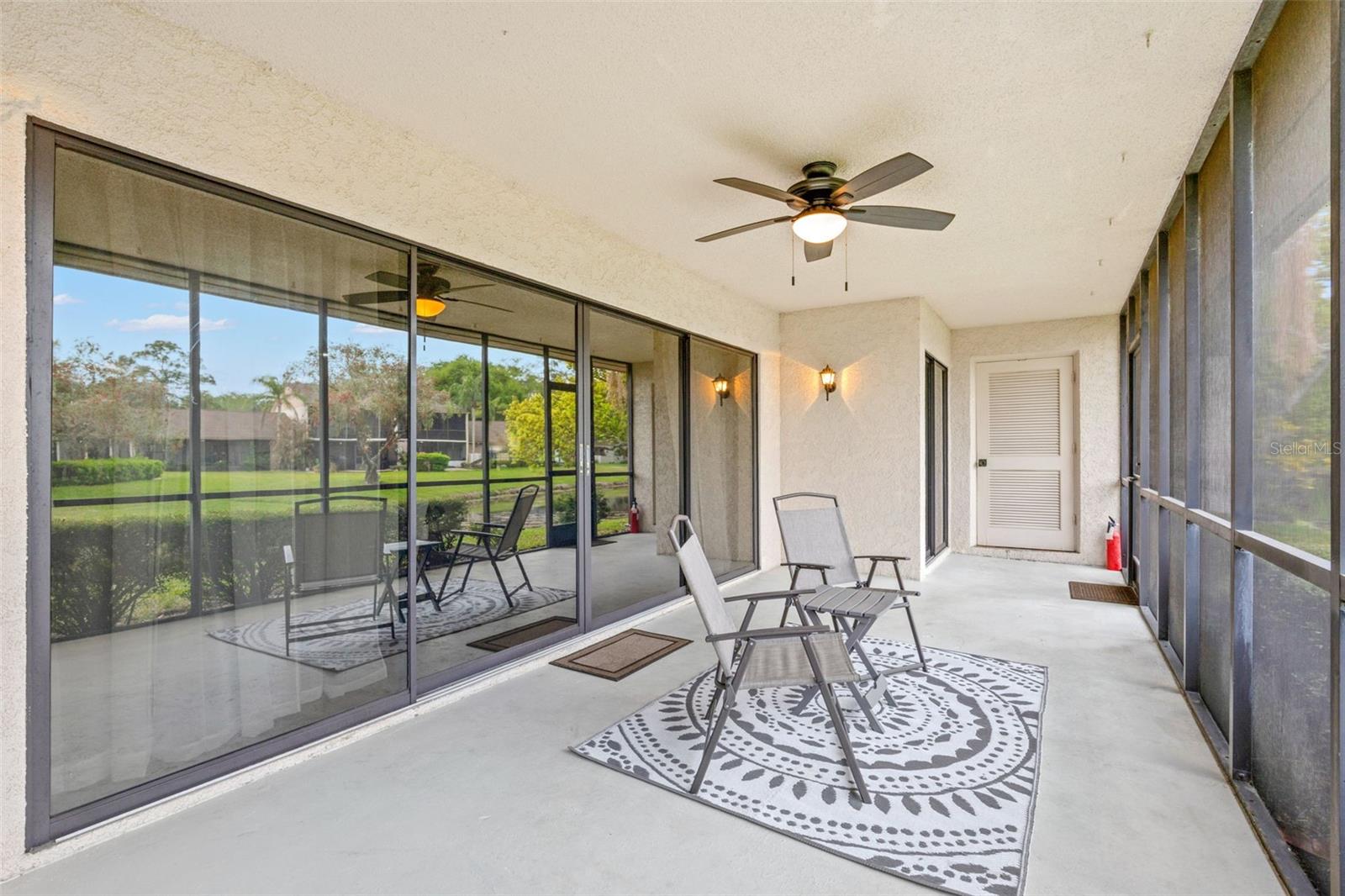 Image 24 of 40 For 40 Sylvia Place