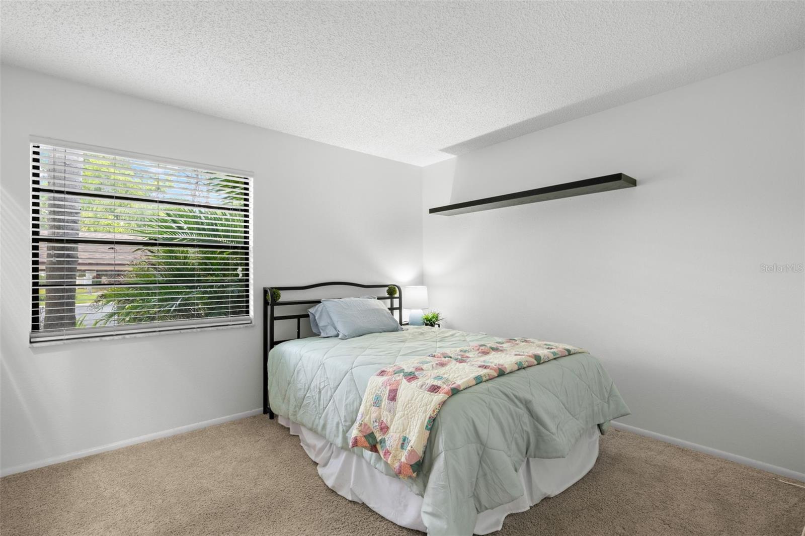 Image 29 of 40 For 40 Sylvia Place