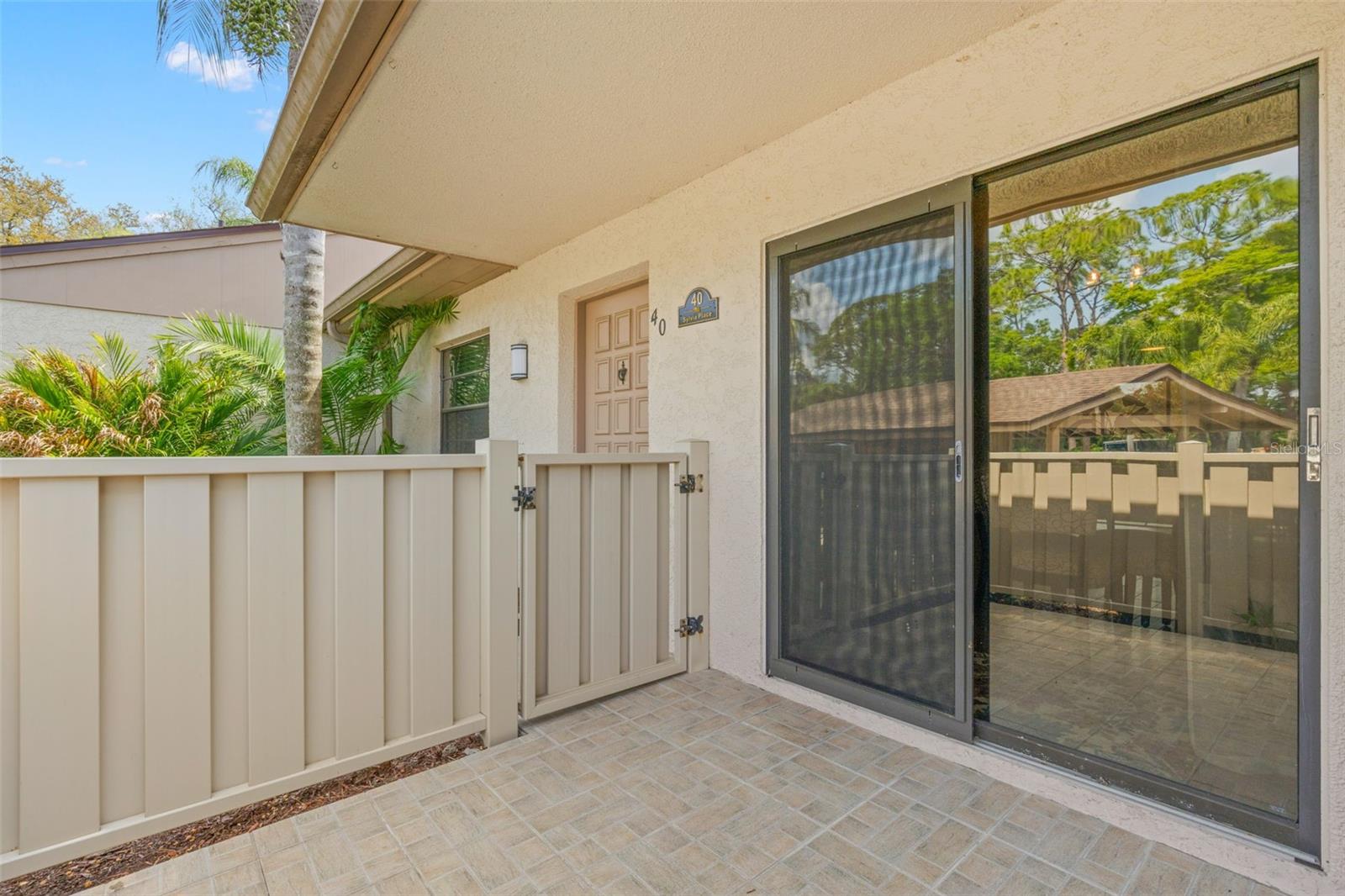 Image 4 of 40 For 40 Sylvia Place