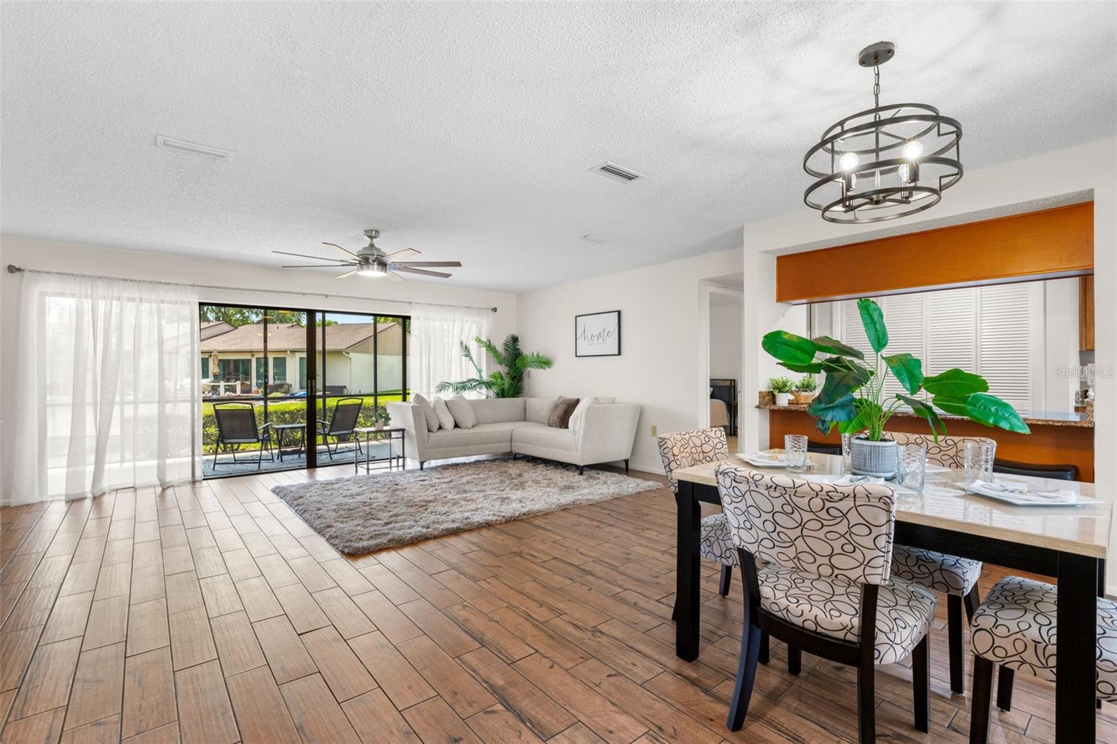 Image 5 of 40 For 40 Sylvia Place