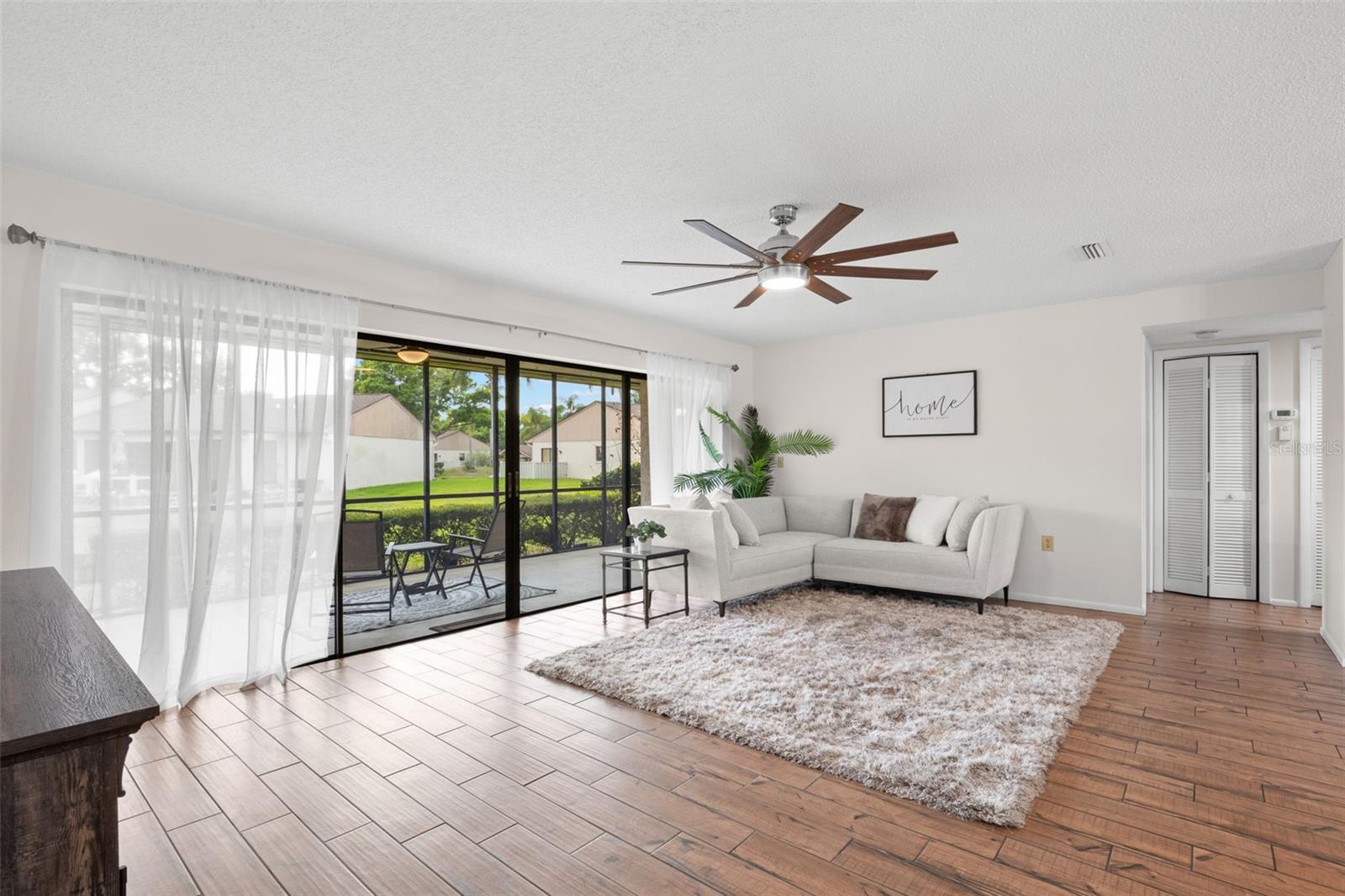 Image 6 of 40 For 40 Sylvia Place