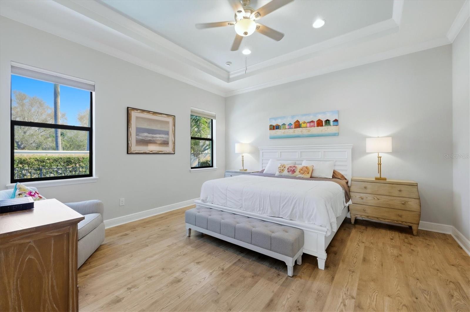 Image 24 of 48 For 5423 Title Row Drive