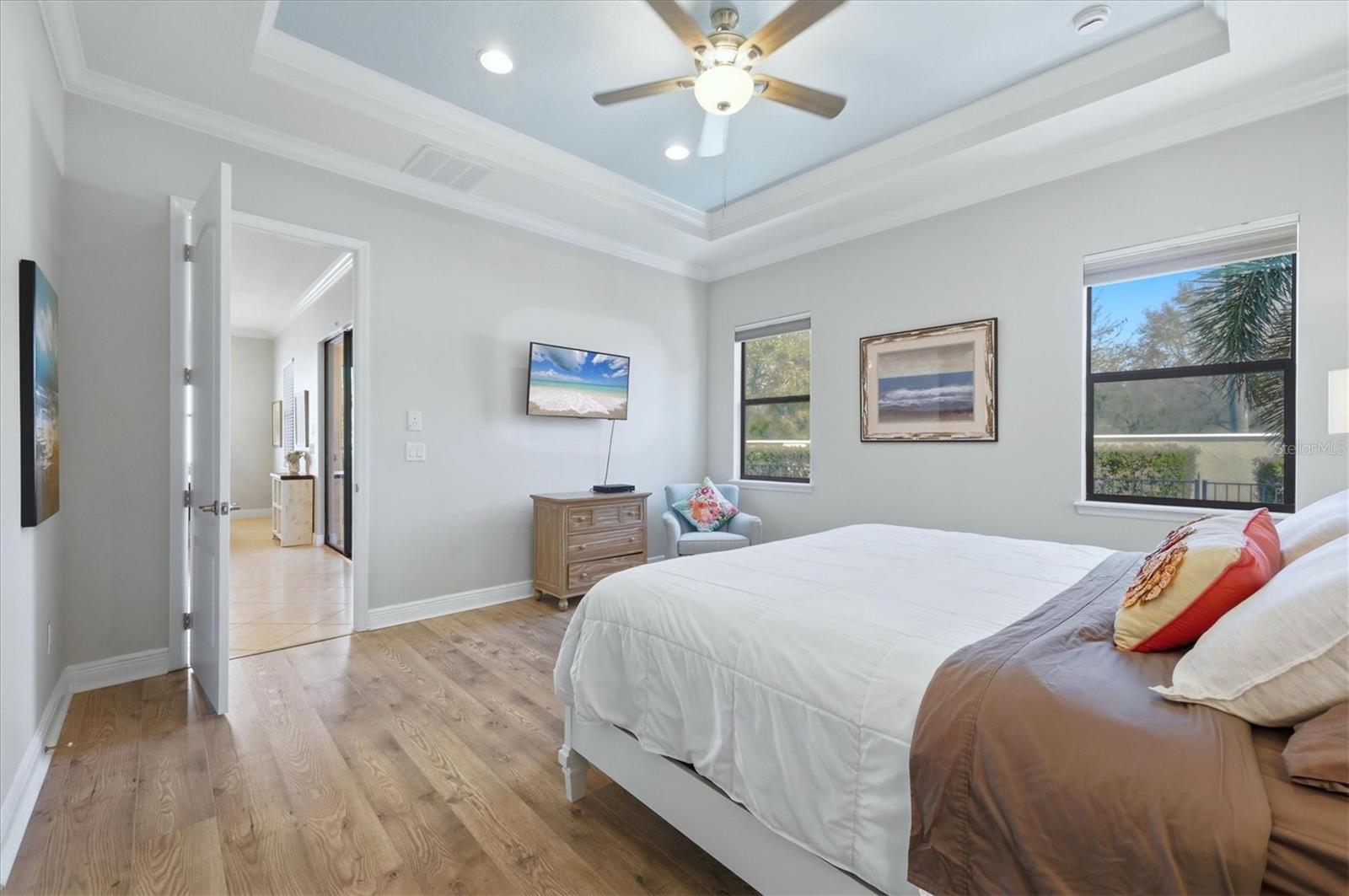 Image 25 of 48 For 5423 Title Row Drive