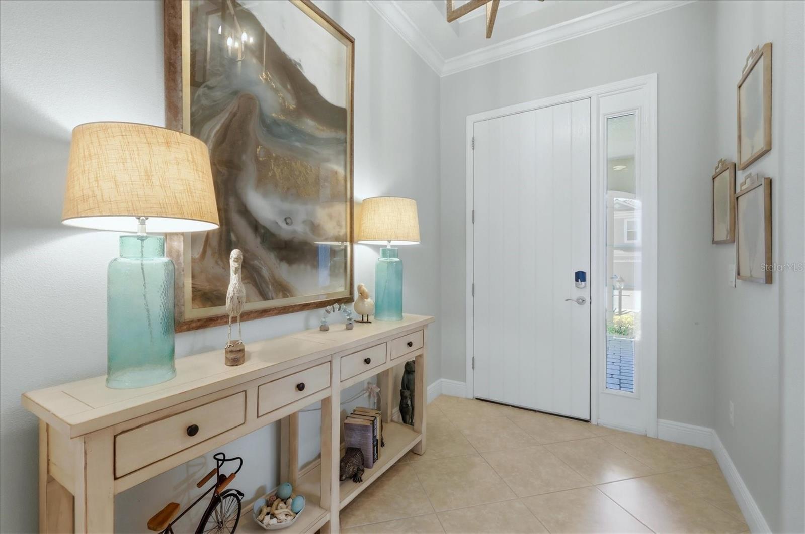 Image 4 of 48 For 5423 Title Row Drive