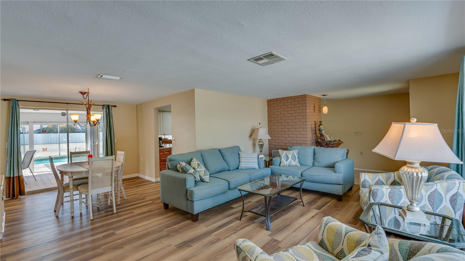 Image 9 of 24 For 5844 Riddle Road