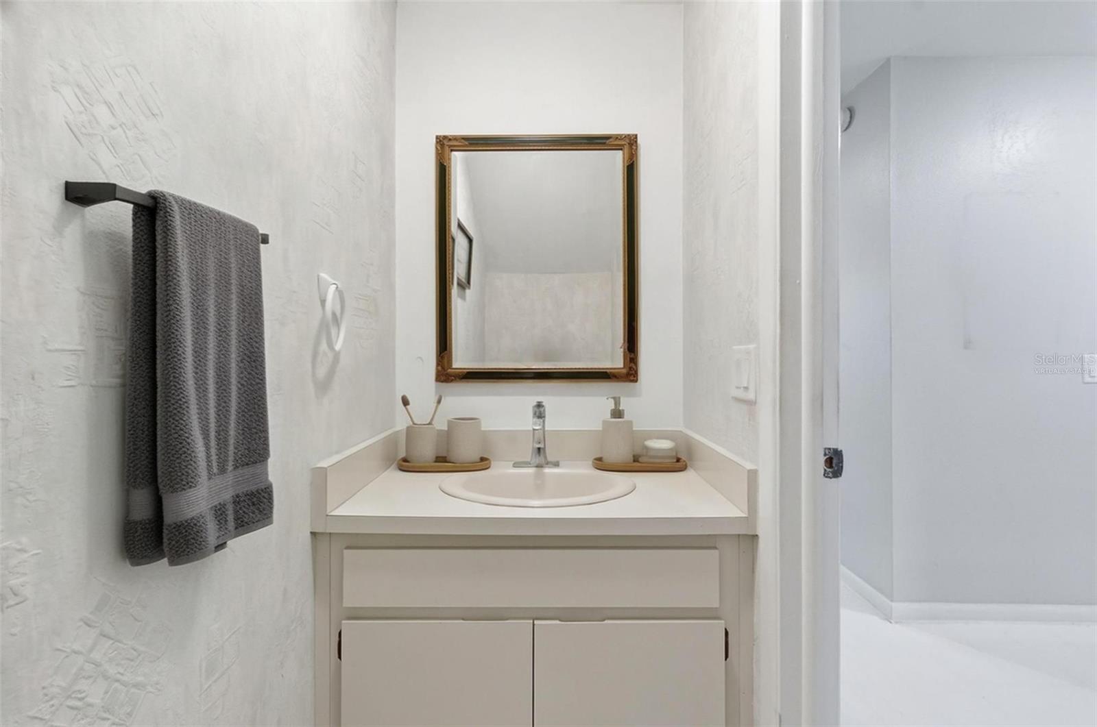 Image 20 of 89 For 16143 Rambling Vine Drive E