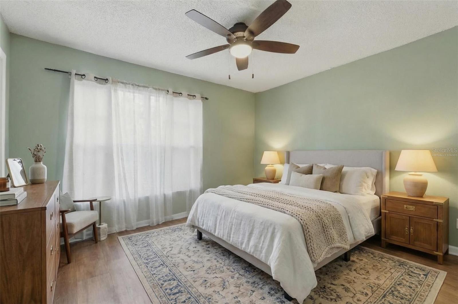 Image 22 of 89 For 16143 Rambling Vine Drive E