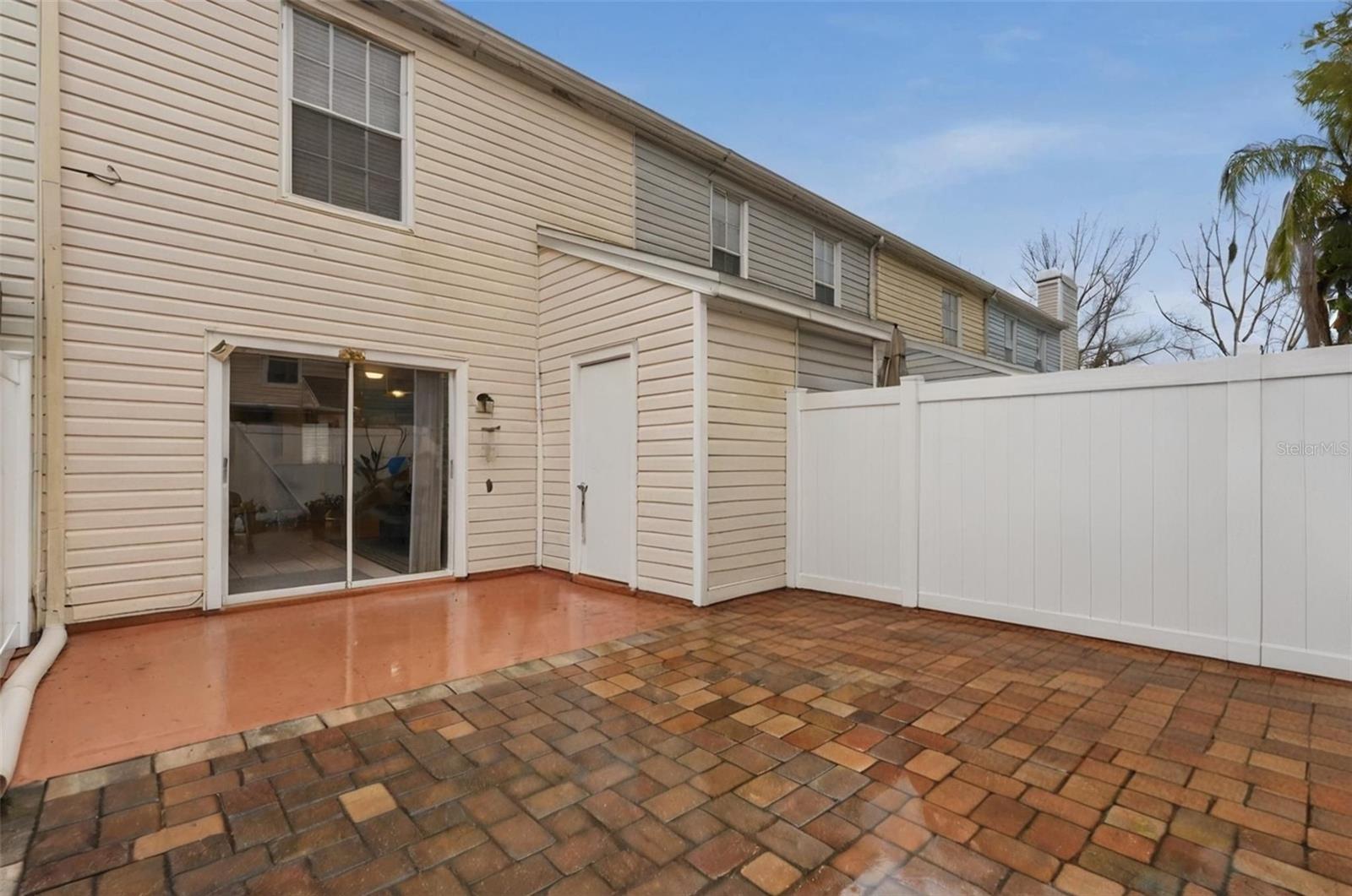 Image 34 of 89 For 16143 Rambling Vine Drive E