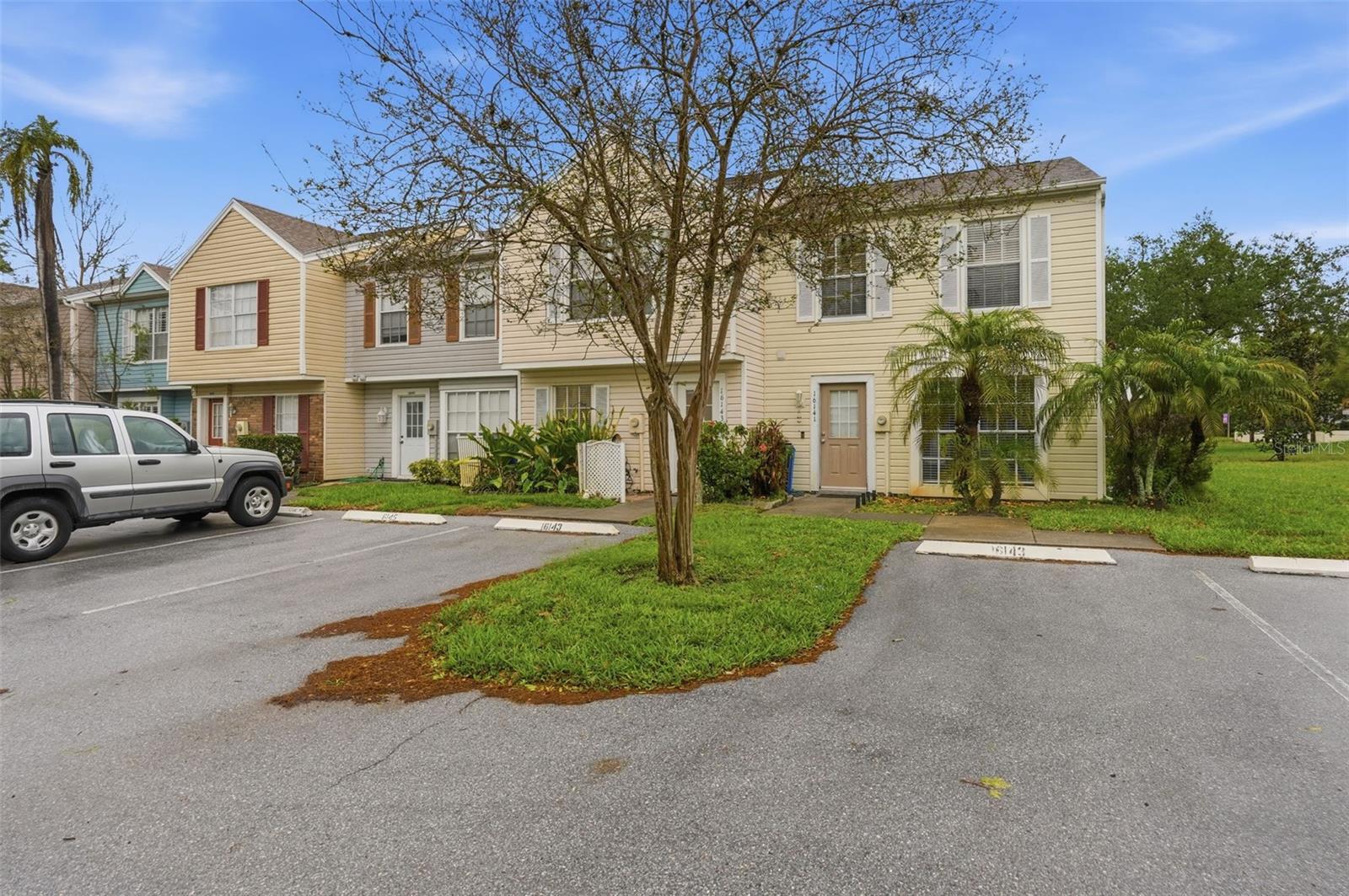 Image 45 of 89 For 16143 Rambling Vine Drive E