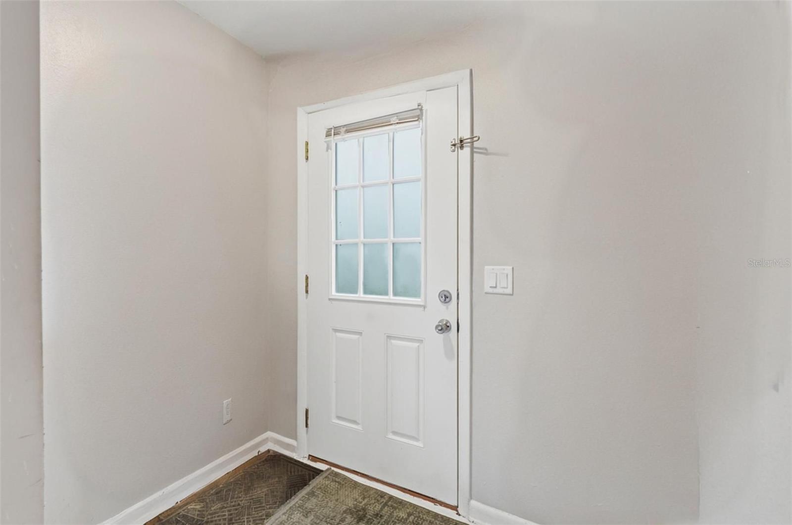 Image 5 of 89 For 16143 Rambling Vine Drive E