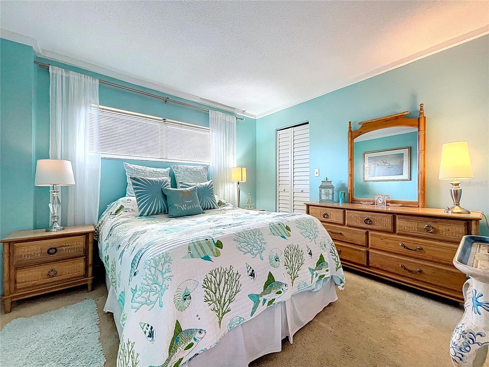 Image 16 of 54 For 4650 Cove Circle 209