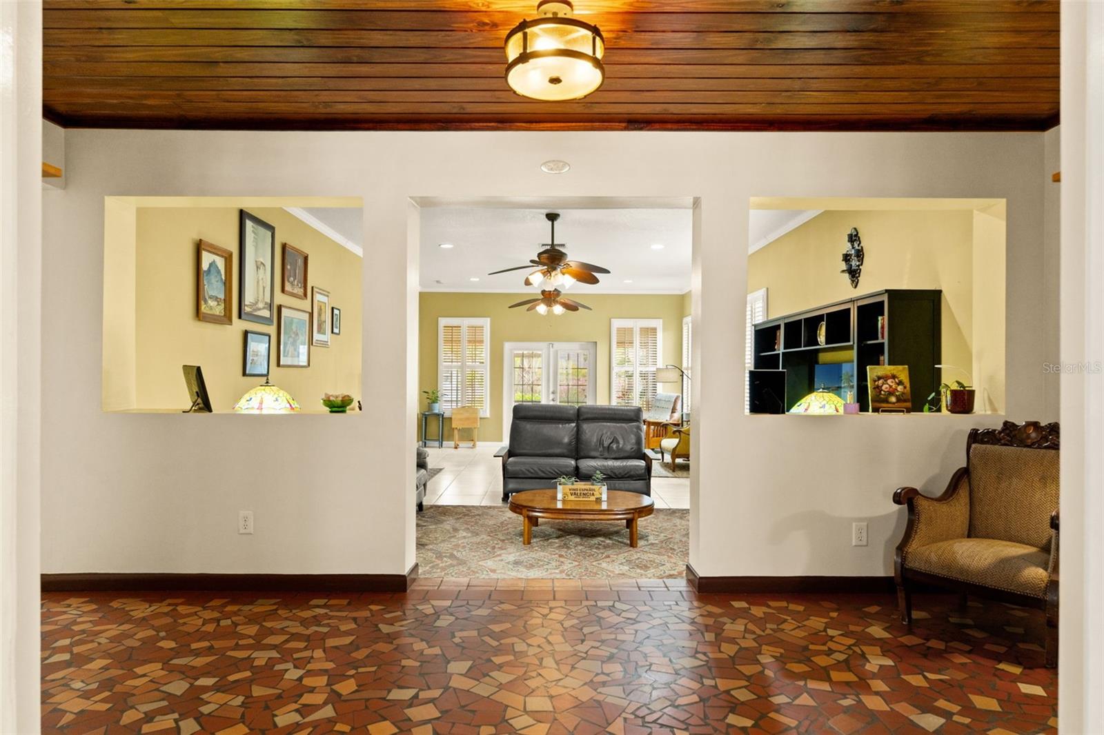 Image 10 of 58 For 1202 Coral Street